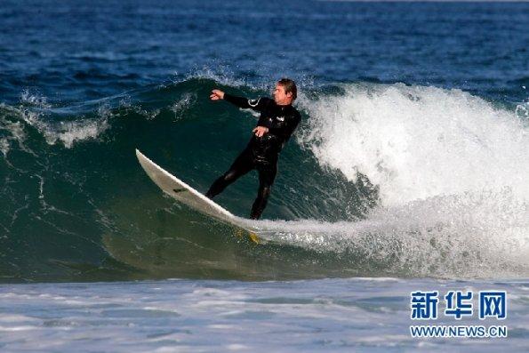 全球最“危险”的成人礼,必须从30米高台跳下,没死才算成年!红迪网-专注分享、交流和探讨全球最“危险”的成人礼,必须从30米高台跳下,没死才算成年!话题